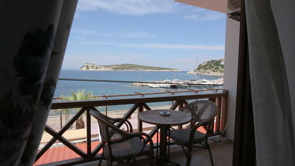 Rota Hotel Karaburun  Exterior foto